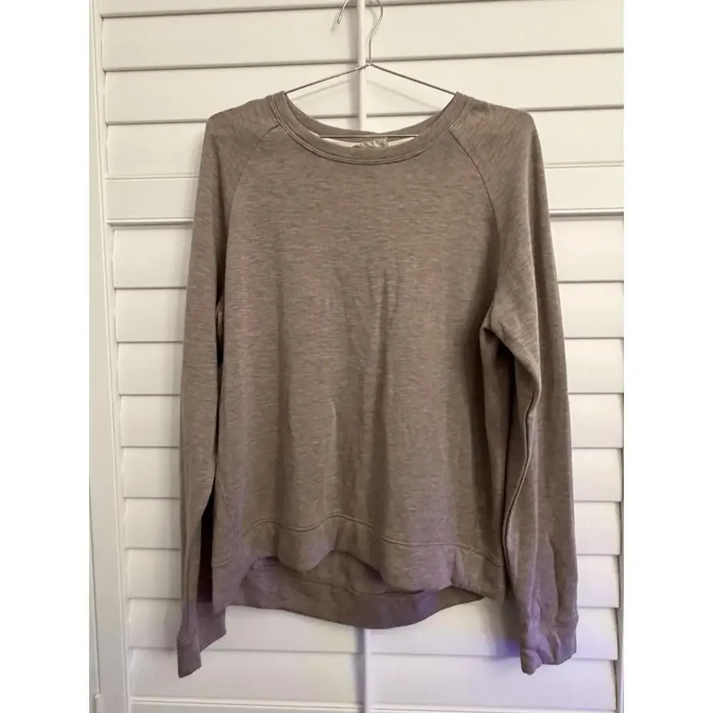 Altar’d State‎ light brown crewneck sweatshirt size Medium